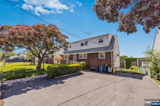 88 Maple Avenue, Woodland Park, NJ 07424