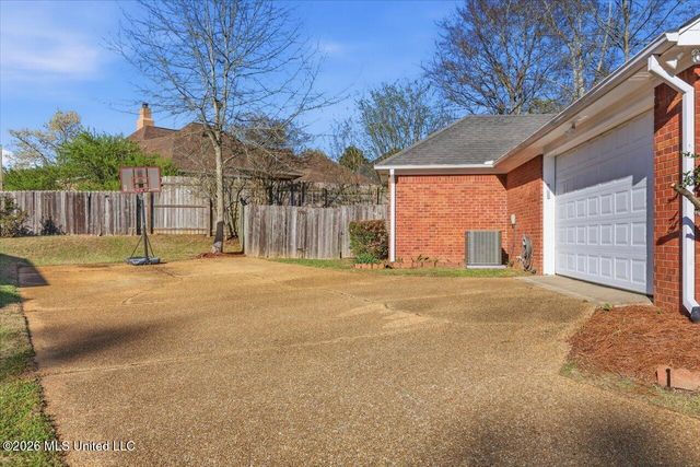 104 Merlot Cove, Clinton, MS 39056