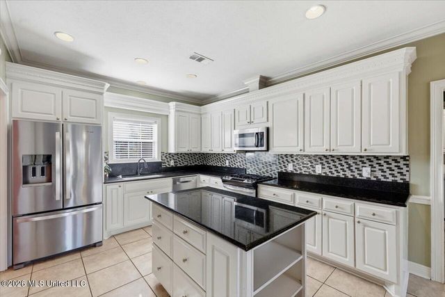 104 Merlot Cove, Clinton, MS 39056