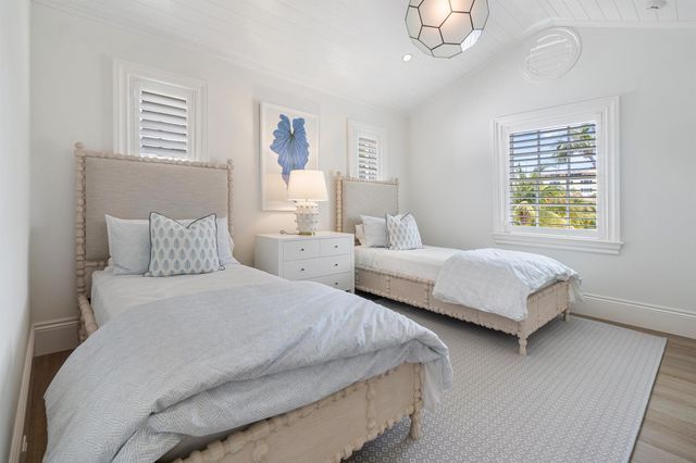 449 Australian Avenue, Palm Beach, FL 33480