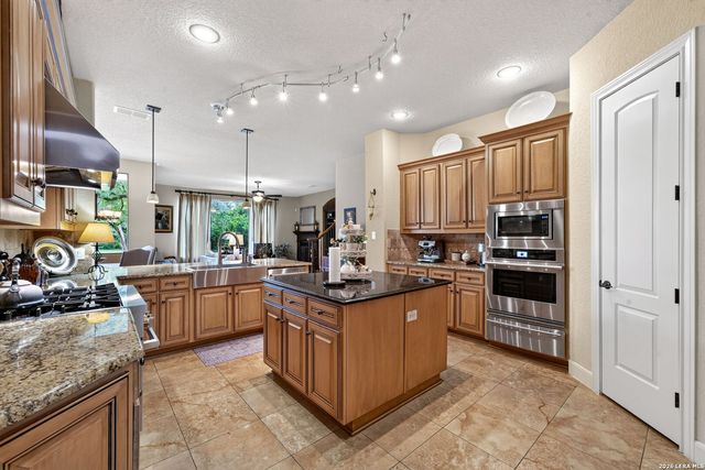 10515 Campo Viejo, Boerne, TX 78006