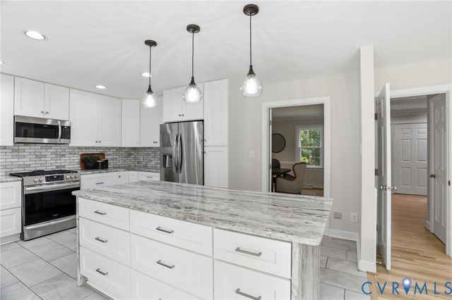 2904 Old Gun Rd W, Midlothian, VA 23113
