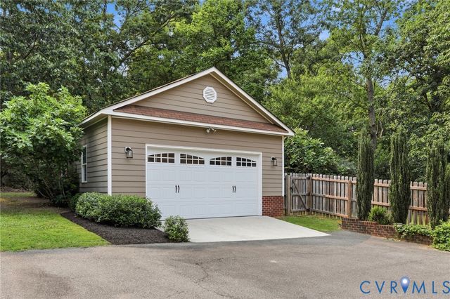 2904 Old Gun Rd W, Midlothian, VA 23113