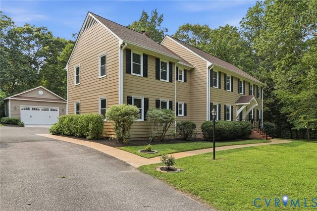 2904 Old Gun Rd W, Midlothian, VA 23113