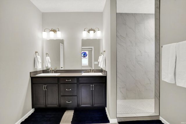 1158 N Deer Meadows Road, Delphi, IN 46923