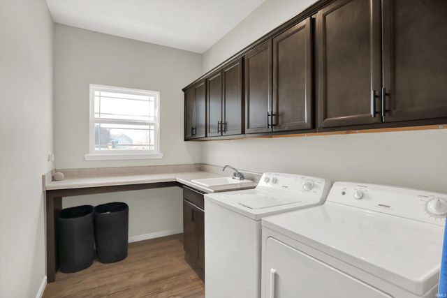 1158 N Deer Meadows Road, Delphi, IN 46923