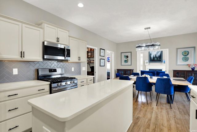 1158 N Deer Meadows Road, Delphi, IN 46923