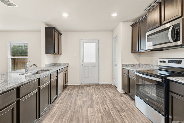7231 Lazy Canyon, San Antonio, TX 78252