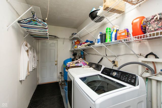 5421 Mendenhall Road, Indianapolis, IN 46241