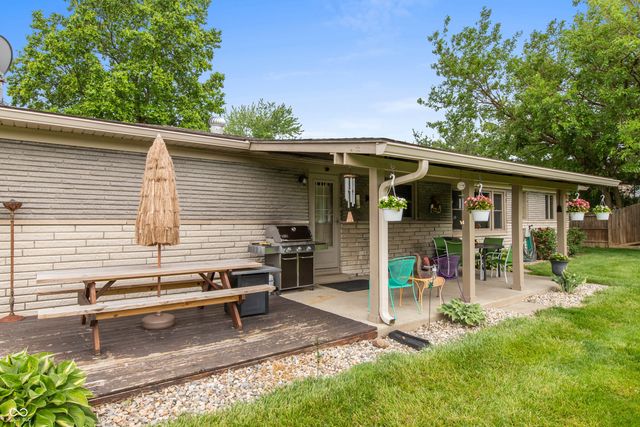 5421 Mendenhall Road, Indianapolis, IN 46241