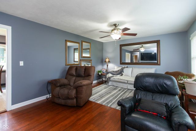 5421 Mendenhall Road, Indianapolis, IN 46241