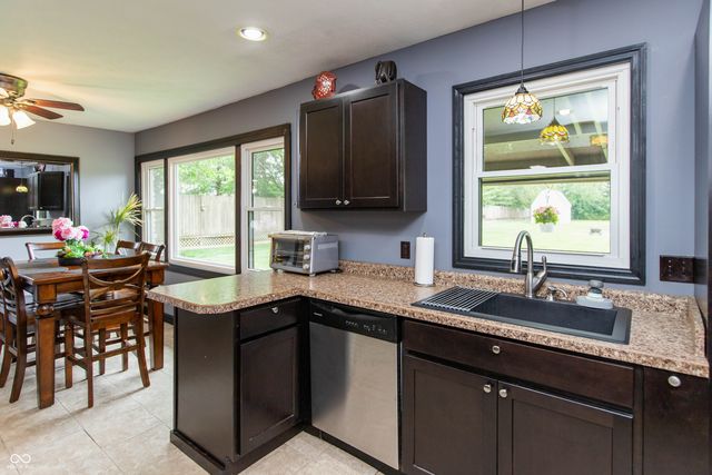 5421 Mendenhall Road, Indianapolis, IN 46241