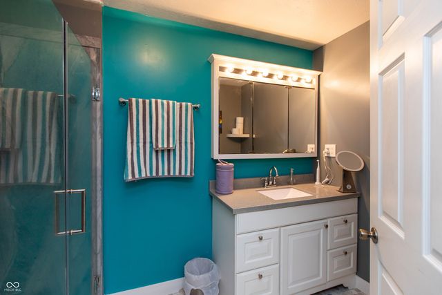 5421 Mendenhall Road, Indianapolis, IN 46241