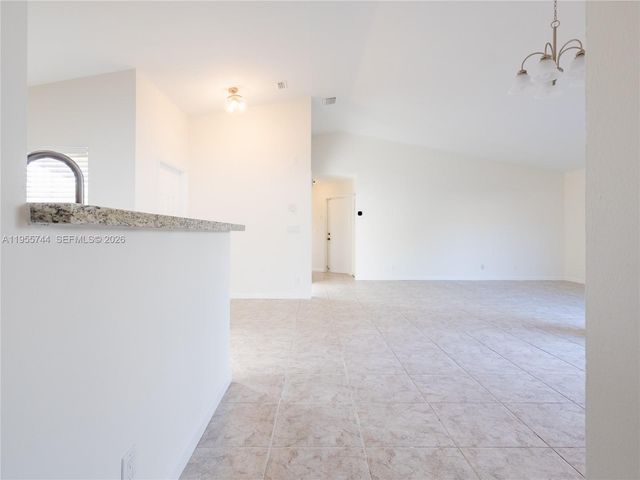 200 W Riverbend Dr, Sunrise, FL 33326