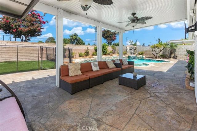 11157 Flower Ave, Fountain Valley, CA 92708