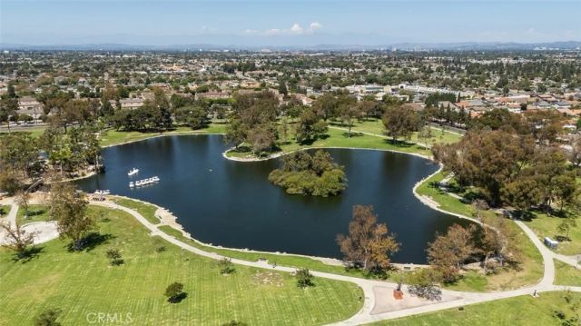 11157 Flower Ave, Fountain Valley, CA 92708