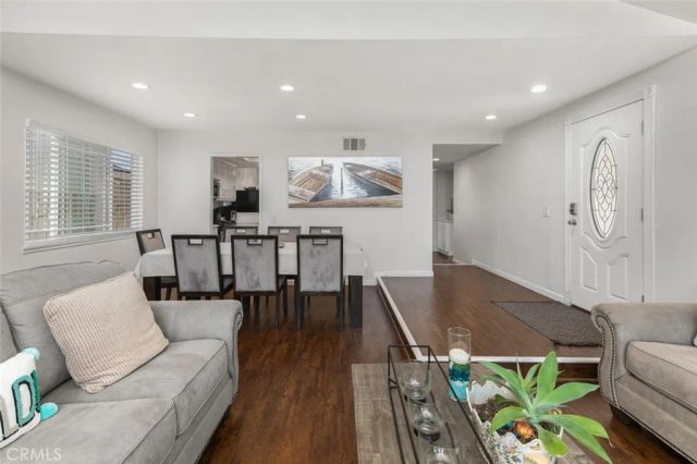 11157 Flower Ave, Fountain Valley, CA 92708