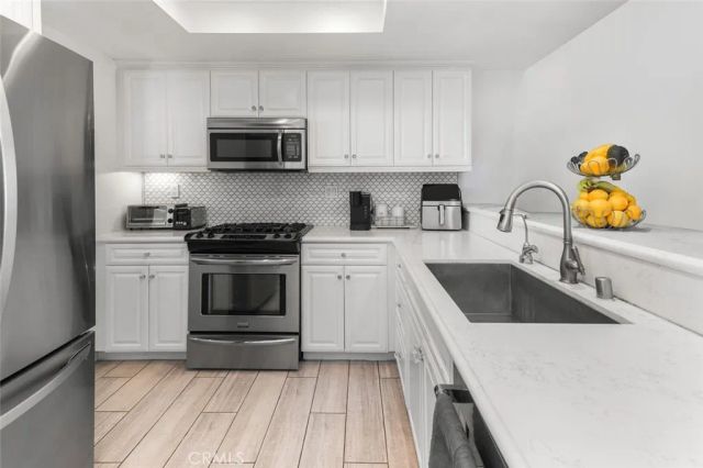 11157 Flower Ave, Fountain Valley, CA 92708