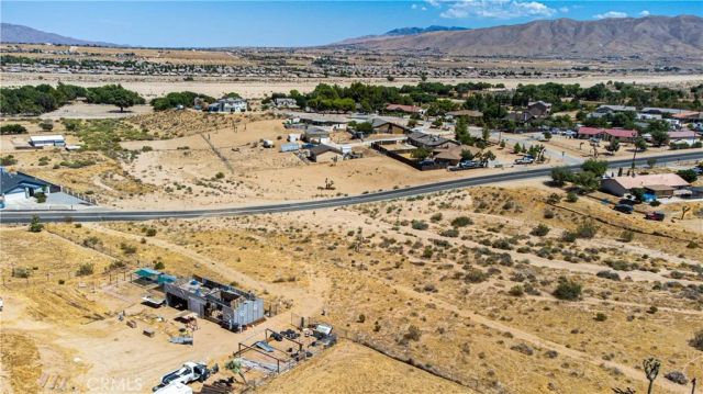 10656 Choiceana, Hesperia, CA 92345