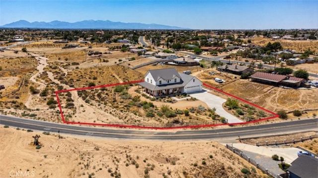 10656 Choiceana, Hesperia, CA 92345