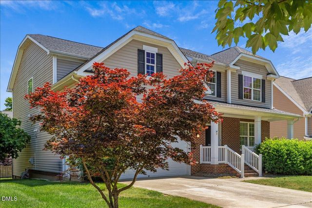 104 Leafy Holly Drive, Holly Springs, NC 27540