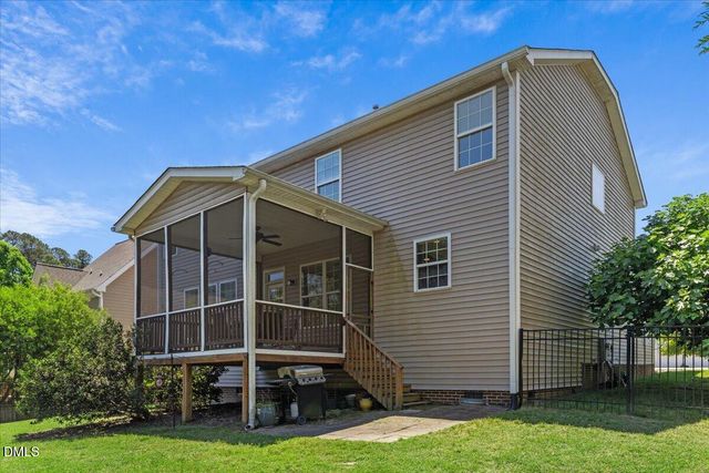 104 Leafy Holly Drive, Holly Springs, NC 27540