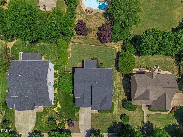 104 Leafy Holly Drive, Holly Springs, NC 27540