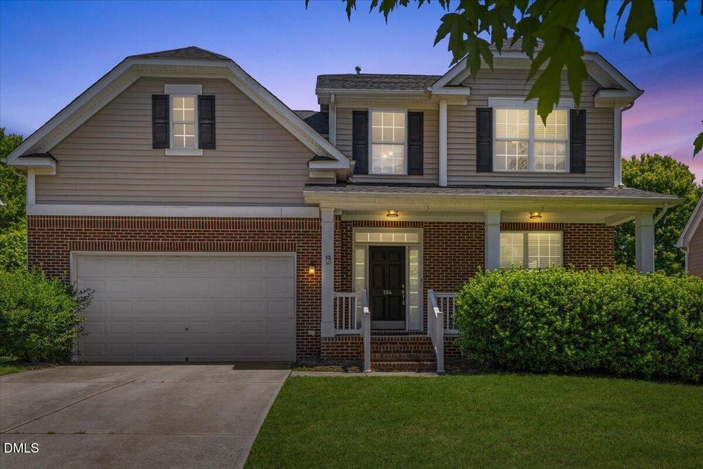 104 Leafy Holly Drive, Holly Springs, NC 27540