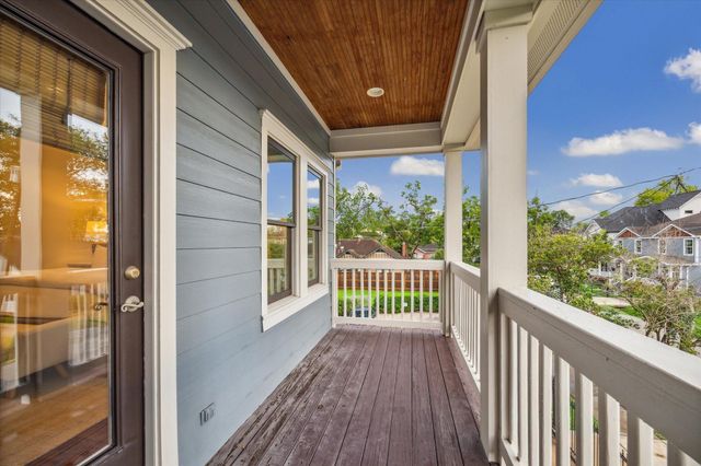 1915 Bradshaw Street, Houston, TX 77008