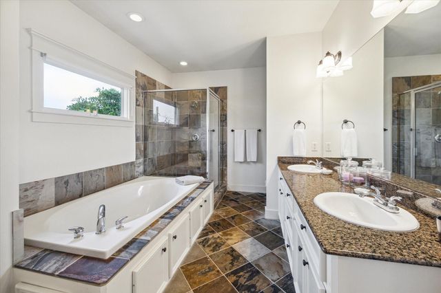 1915 Bradshaw Street, Houston, TX 77008
