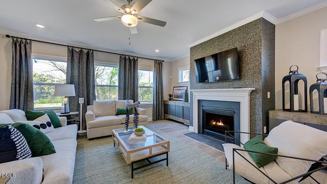 309 Diamond Bluff Lane, Holly Springs, NC 27540