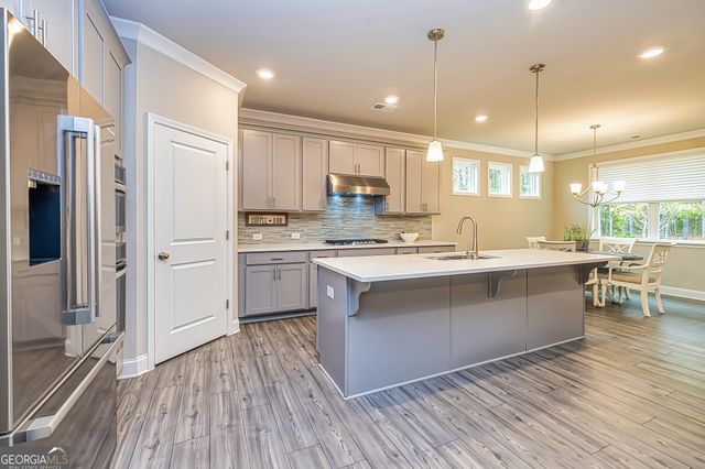 565 Timberbrook Drive, Sharpsburg, GA 30277