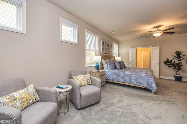 565 Timberbrook Drive, Sharpsburg, GA 30277