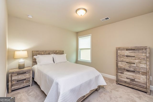 565 Timberbrook Drive, Sharpsburg, GA 30277