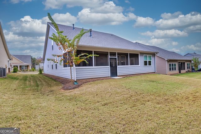 565 Timberbrook Drive, Sharpsburg, GA 30277