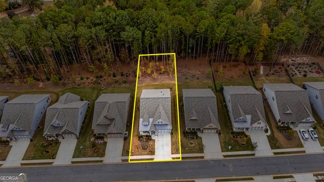 565 Timberbrook Drive, Sharpsburg, GA 30277