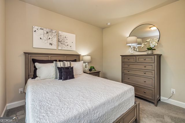 565 Timberbrook Drive, Sharpsburg, GA 30277