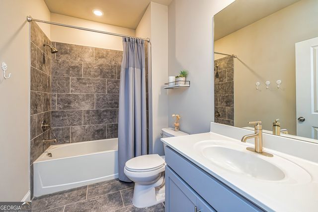 565 Timberbrook Drive, Sharpsburg, GA 30277