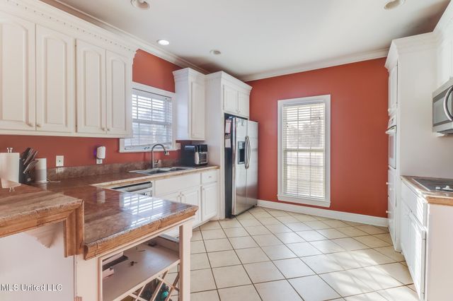 2466 Provence Place, Biloxi, MS 39531