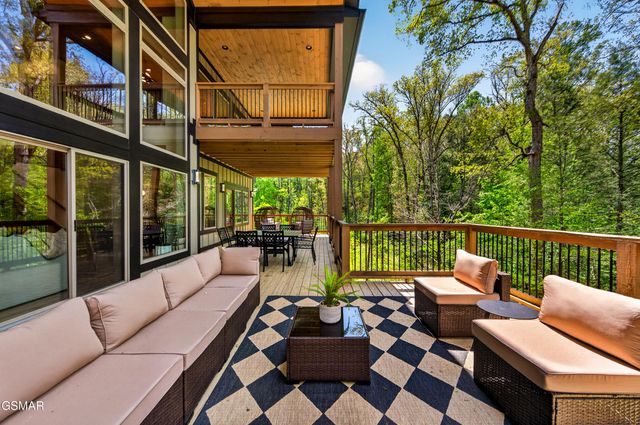 3806 Revetta Circle, Sevierville, TN 37862