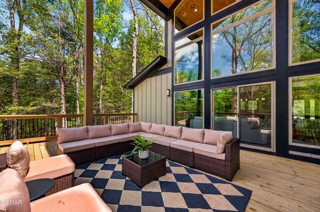 3806 Revetta Circle, Sevierville, TN 37862
