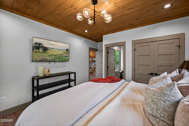 3806 Revetta Circle, Sevierville, TN 37862