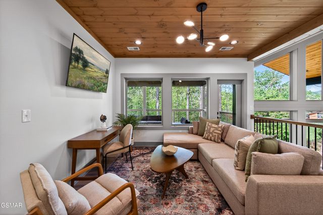 3806 Revetta Circle, Sevierville, TN 37862