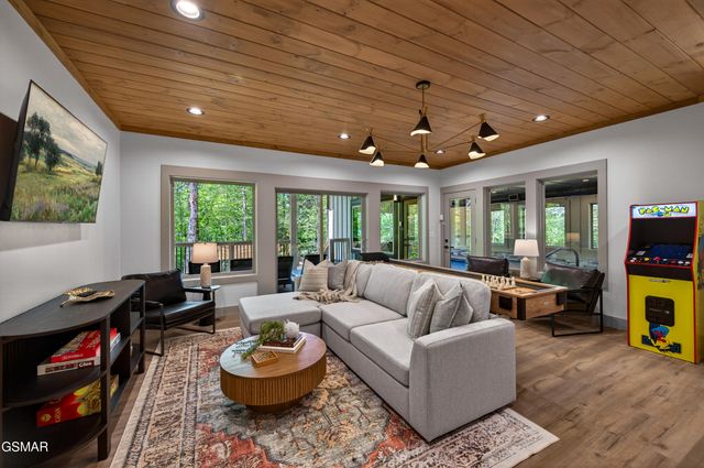 3806 Revetta Circle, Sevierville, TN 37862