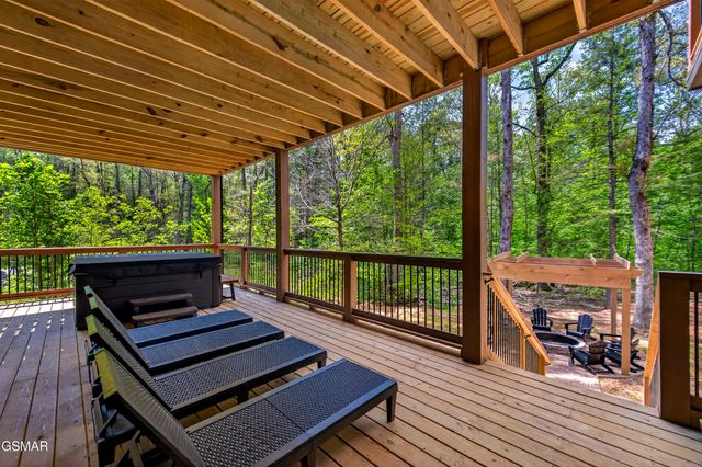 3806 Revetta Circle, Sevierville, TN 37862