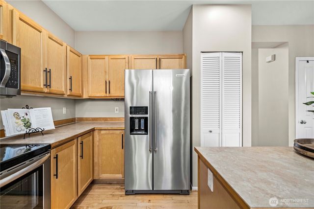 27528 245th Avenue SE, Maple Valley, WA 98038