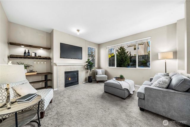 27528 245th Avenue SE, Maple Valley, WA 98038