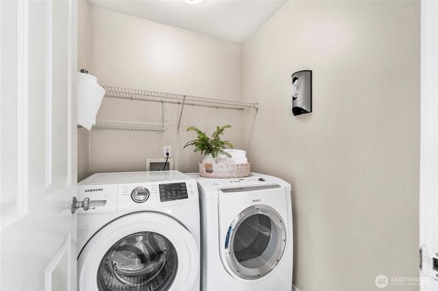 27528 245th Avenue SE, Maple Valley, WA 98038