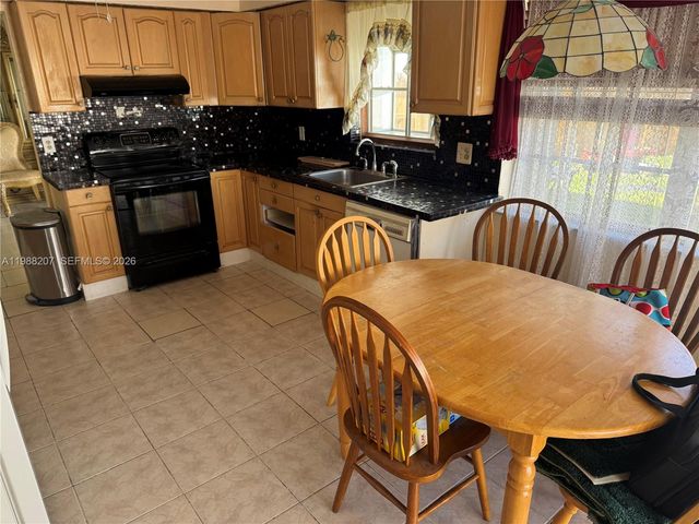 9356 SW 144th Ct, Miami, FL 33186