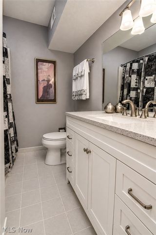 16575 Wren Road 3C, Chagrin Falls, OH 44023
